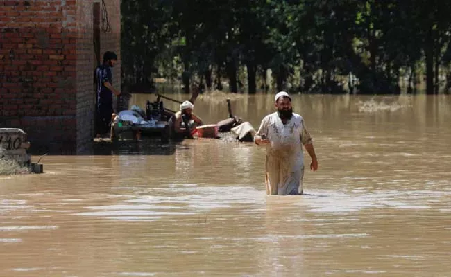 United States Provide 30 Million Dollars Aid To Pakistan For Floods - Sakshi