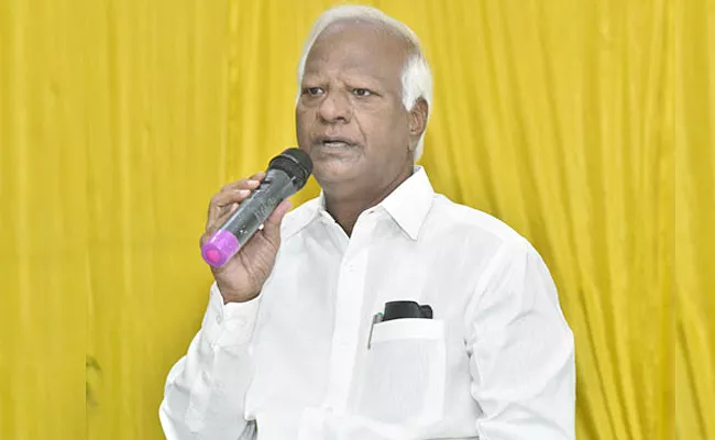 MLC Kadiam Srihari Criticized MLA Rajaiah In Station Ghanapur - Sakshi
