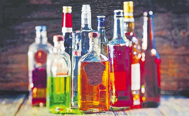 Illicit Liquor Sales In Vikarabad: Cheap Liquor misxing In branded Wine - Sakshi