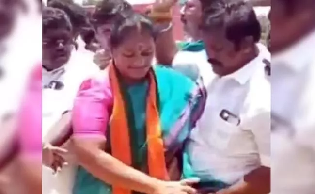 DMK Shares Video BJP Leader Harassed During Event Tamil Nadu - Sakshi