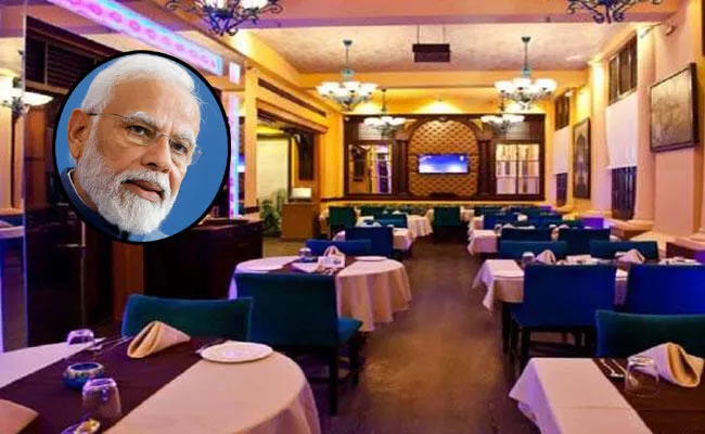 Delhi Restaurant Owner Launch 56 Inch Modi Ji Thali On Narendra Modi Birthday - Sakshi