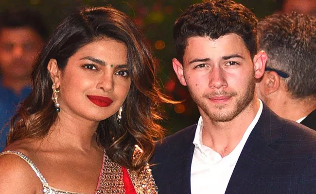 Priyanka Chopra Planned Husband Nick Jonas Birthday In Special Flight - Sakshi