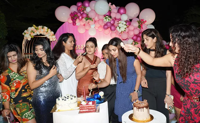 Bigg Boss Fame Nandini Rai Birthday Celebration With Tollywood Celebrities - Sakshi