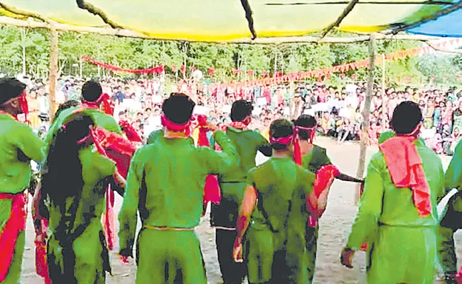 Maoists And Police Meetings At Borders of Telangana, Maharashtra and Chhattisgarh - Sakshi
