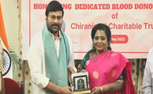 Governor Tamilisai, Chiranjeevi Honoured Blood Donors At Raj Bhavan - Sakshi