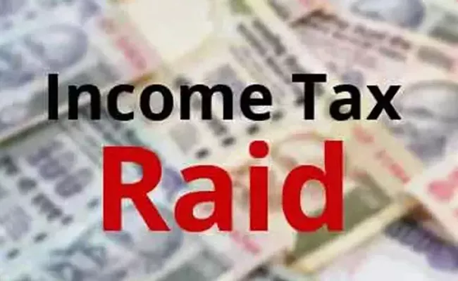 Income Tax department raids offices of Centre for Policy Research, oxfam - Sakshi