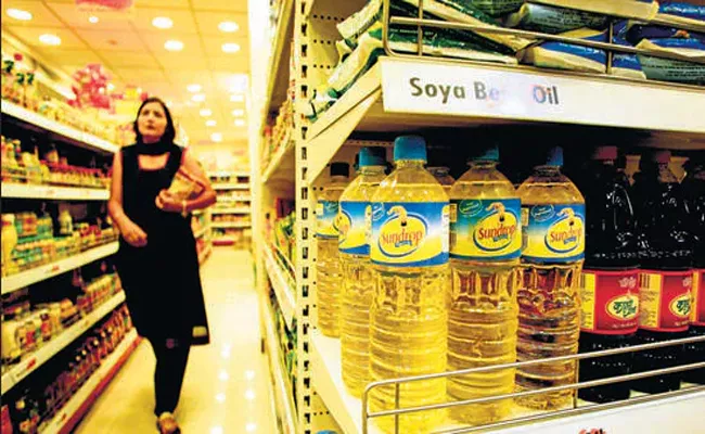 Edible Oil Makers To Cut Retail Prices - Sakshi
