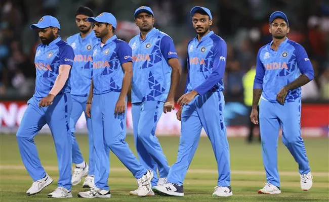 T20 WC 2022: Team India Fans Should Not Blame Players Or Coach For Semis Defeat - Sakshi