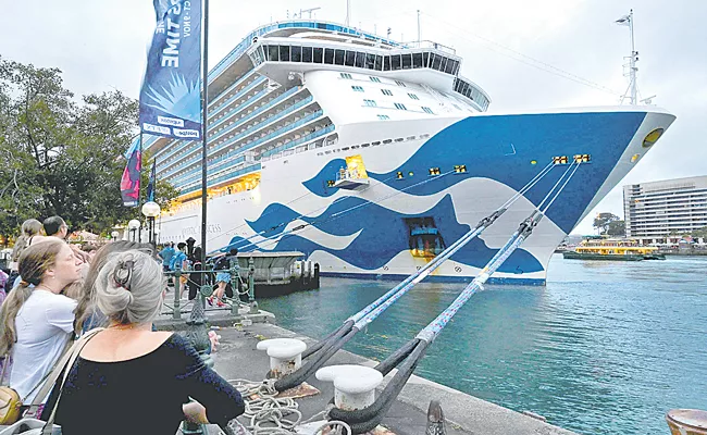 Majestic Princess: Cruise ship docks in Sydney after 800 people on board infected by COVID outbreak - Sakshi