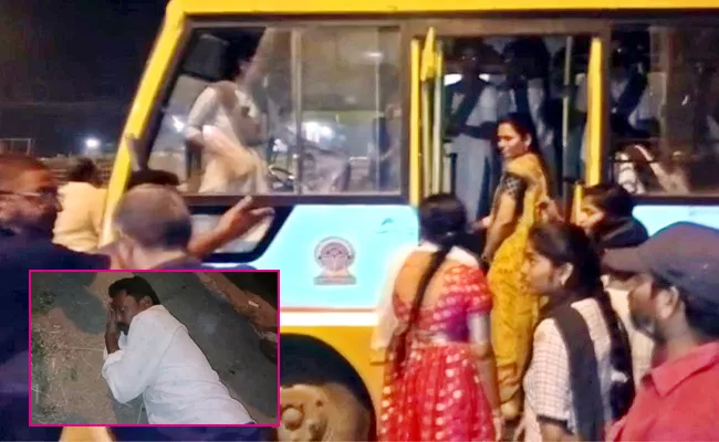 Narayana College Bus Driver Hulchul While Drunk Stage At Krishna - Sakshi