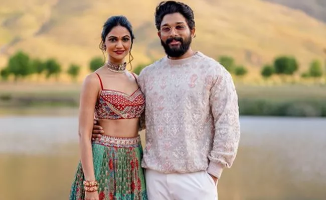 Allu Arjun Shared Cute Pic With His Wife - Sakshi