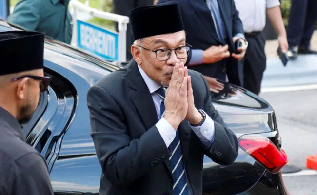 Malaysia New Prime Minister Anwar Ibrahim - Sakshi