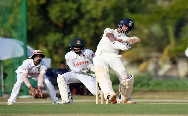 INDA VS BANA 1st Test: Jaiswal, Eswaran Scored Half Centuries - Sakshi