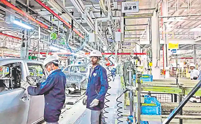 Ficci survey: Manufacturing sector growth to continue till next 6 months - Sakshi