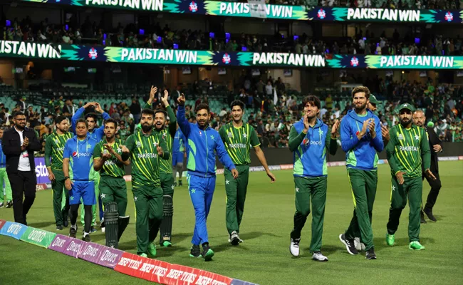 Pakistan Reached Final  Beat-NZ After 13 Years T20 World Cup History - Sakshi