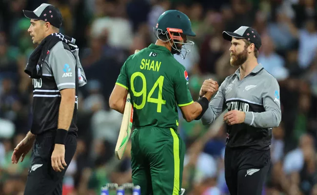 Fourth World Cup Semifinal Victory For Pakistan Against New Zealand - Sakshi