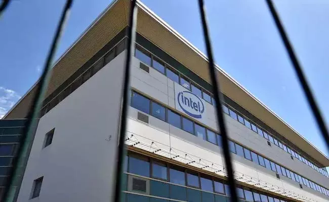 Intel Layoffs Sends Thousands Of Employees On Unpaid Leave Check Details - Sakshi
