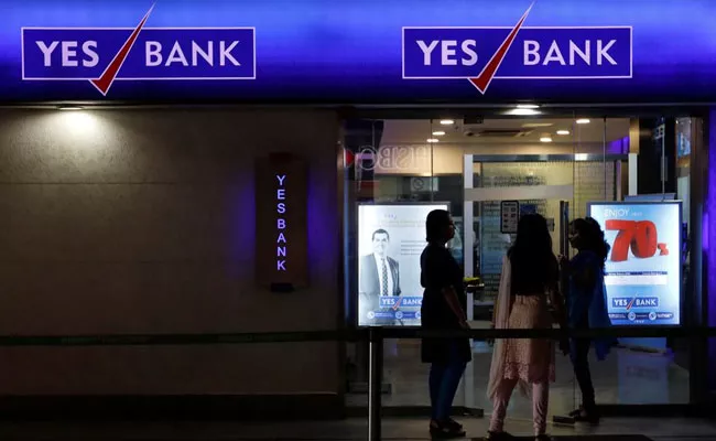 Rbi Approves Yes Bank Stake Sale To Carlyle, Advent - Sakshi