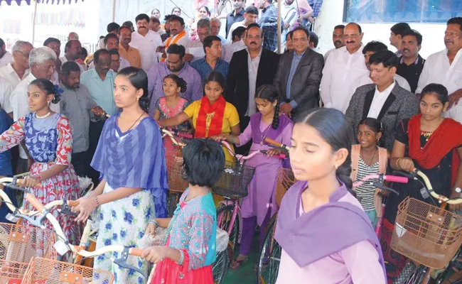 TANA Chaitanya Sravanthi 2022: Free Medical Mega Camp in Gudivada - Sakshi