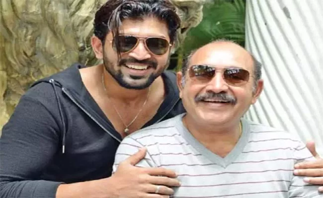 Arun Vijay clarifies rumours on his father Vijaykumars Health - Sakshi