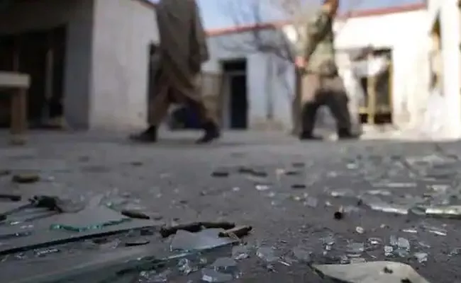 Deadly Suicide Blast Outside Afghan Kabul Foreign Ministry - Sakshi