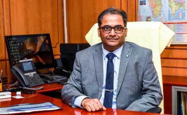 Indian Overseas Bank: Ajay Kumar Srivastava Becomes New MD And CEO - Sakshi