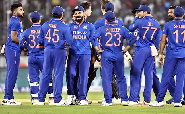 Team India Fined 60 Percent Match Fee For Slow Over Rate Vs NZ 1st ODI - Sakshi