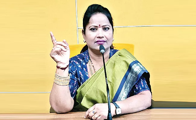 TDP State Mahila Vice President Godi Aruna Resign In TDP Party - Sakshi