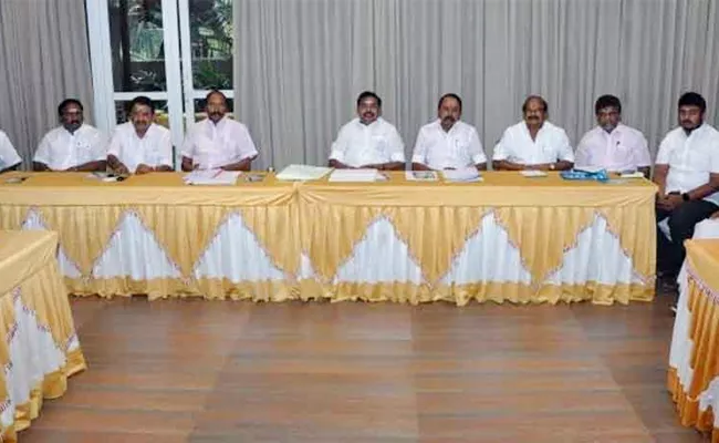 Palani Swami Met AIADMK Party Leaders To Win The Elections - Sakshi