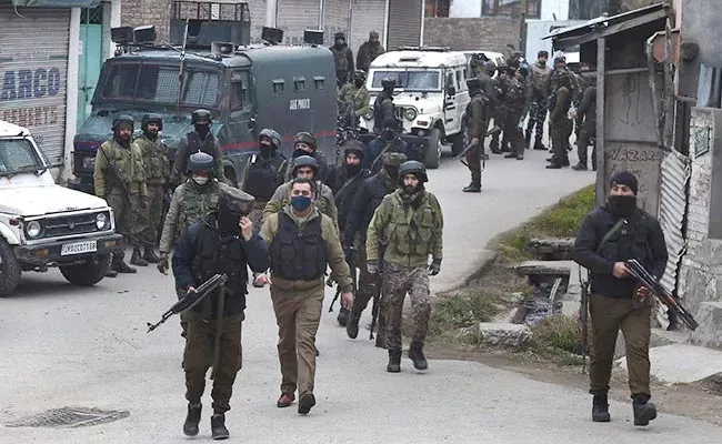 Centre To Deploy Paramilitary Soldiers Rajouri Terrorist Attack - Sakshi