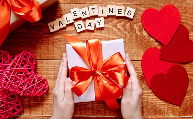 Valentines Day 2023 Special Gifts For Your Partner - Sakshi
