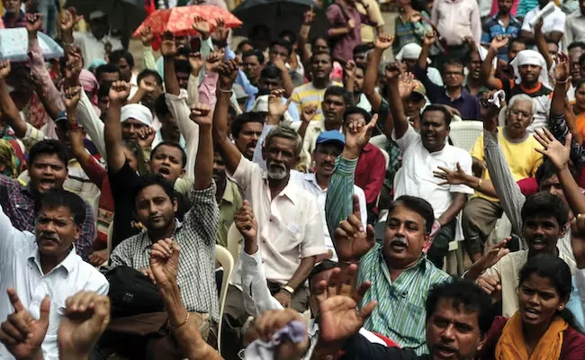 Editorial Column On Caste Problems across The world - Sakshi