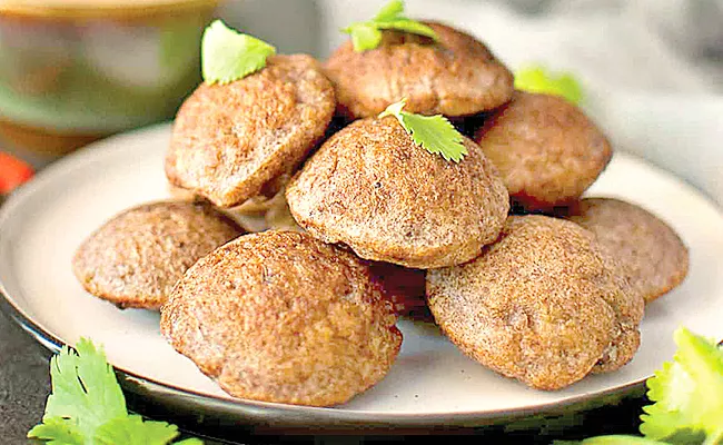 Recipes In Telugu: How To Prepare Keema Ragi Ponganalu - Sakshi