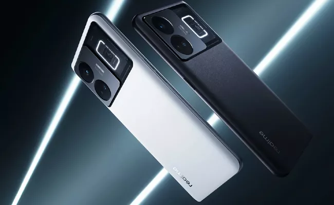 Realme Gt3 Fast Charging Phone Launched - Sakshi