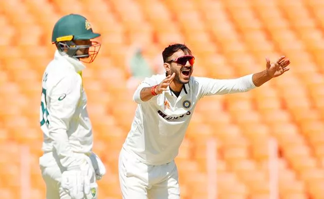 Ind Vs Aus 4th Test Day 5: Axar Patel Breaks Jasprit Bumrah Record - Sakshi