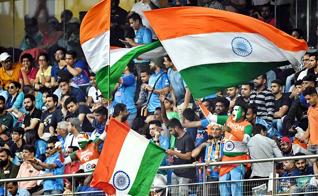 Traffic restrictions to India Australia Odi Match   - Sakshi