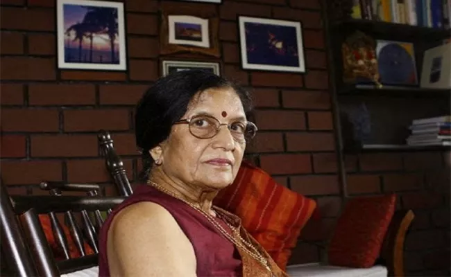 Mumbai: Mahatma Gandhi Grand Daughter Usha Gokani Passes Away - Sakshi