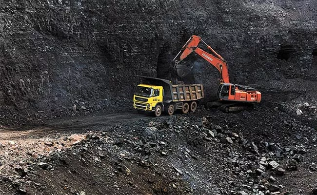 Coal Mines: Central Release 7th Round Notification For Sell Coal Mines, 2 Belongs To Singareni - Sakshi