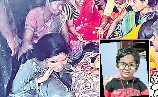 Boy Died In Anantapur - Sakshi
