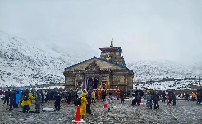 Char Dham Yatra 2023: Registration of pilgrims for Kedarnath yatra has been suspended till April 30 - Sakshi