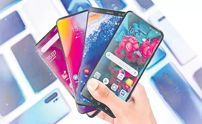 India Smartphone Market Records Highest Ever Q1 Decline of 19percent - Sakshi