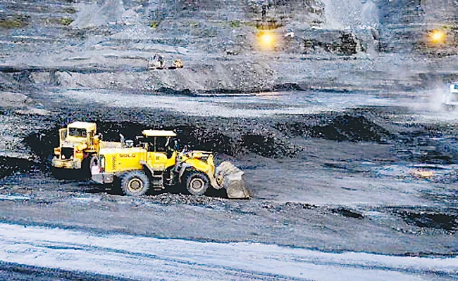 1.9 million tonnes of coal production in 'Sulyari' - Sakshi
