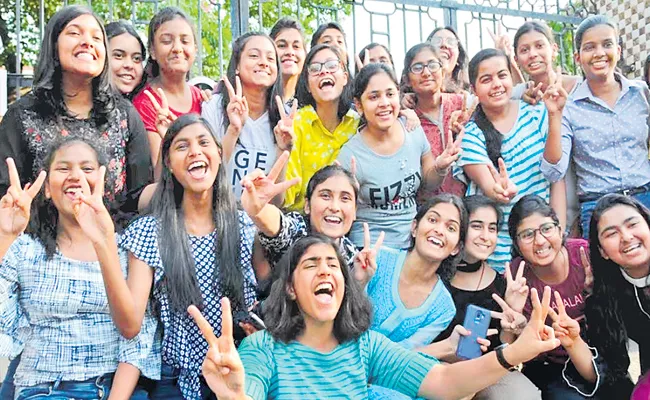 Girls Tops In Telangana Intermediate Exam Results - Sakshi