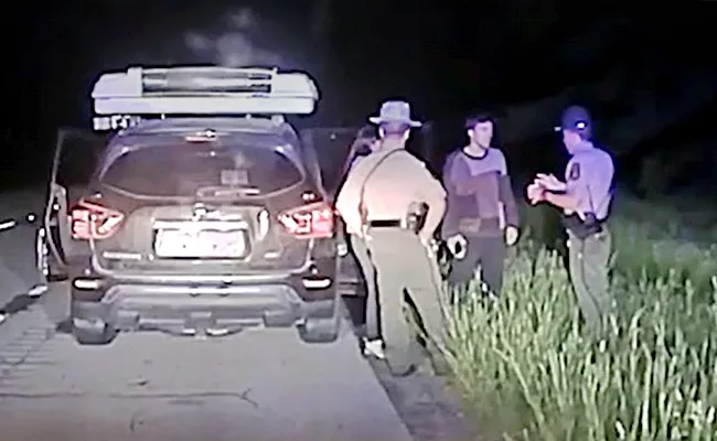 Illinois State Police Release Video Altercation With Suspect Killed - Sakshi