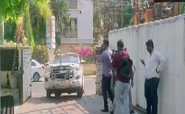 ED raids Ponniyin Selvan producers LYCA Productions office in Chennai - Sakshi