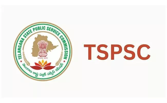 TSPSC Decided To Debar Who Linked With Paper Leak Case - Sakshi