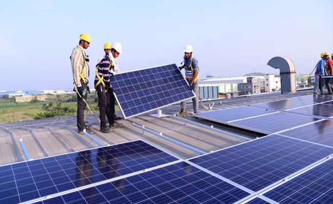 Rooftop Solar Capacity In India Increased By 6.35 Percent To 485 Megawatt - Sakshi
