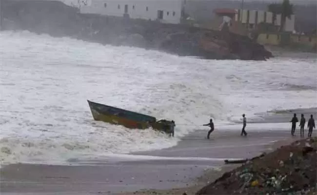IMD ASaid Cyclone Biparjoy Storm To Intensify In Next 36 Hours - Sakshi