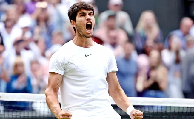 Carlos Alcaraz Responds-Novak Djokovic Spying-Controversy At Wimbledon - Sakshi