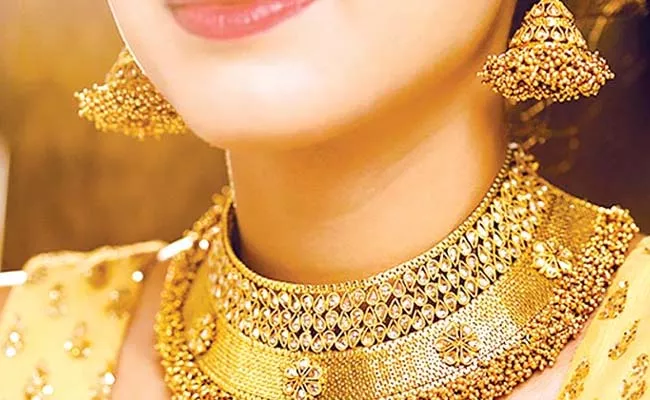 Restrictions Imposed On Import Of Certain Gold Jewellery Articles - Sakshi